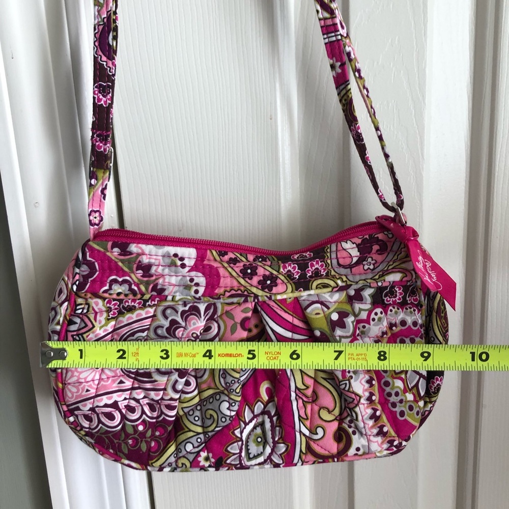 🌺Vera Bradley Hobo bag🌺 (Vera Berry Paisley) - Picture 10 of 11